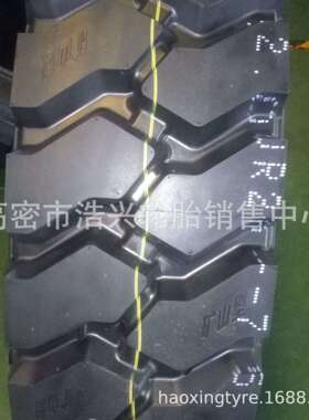 900R20  1000R20矿山全钢丝轮胎轻卡货车工程耐磨加强大量