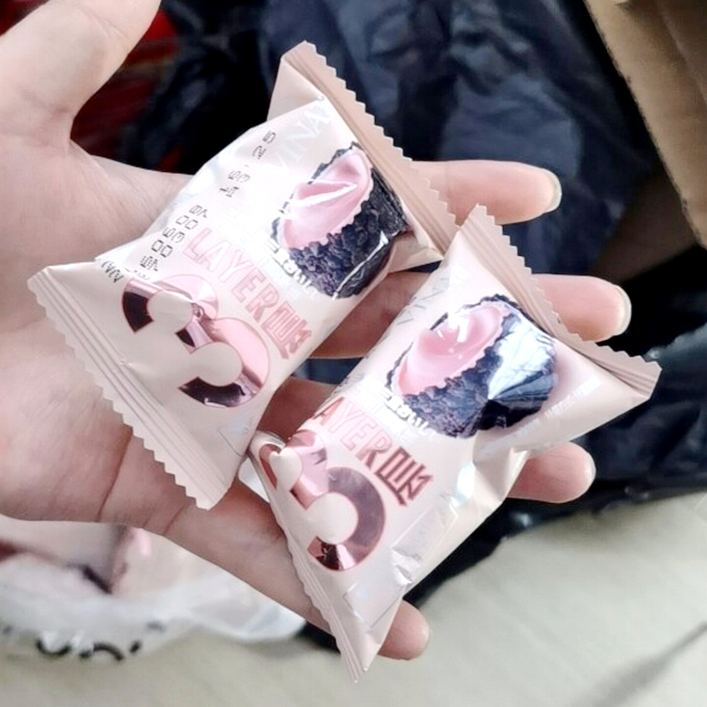 法丽兹草莓味熔岩爆浆曲奇小丸子500g散装解馋零食品(代可可脂)