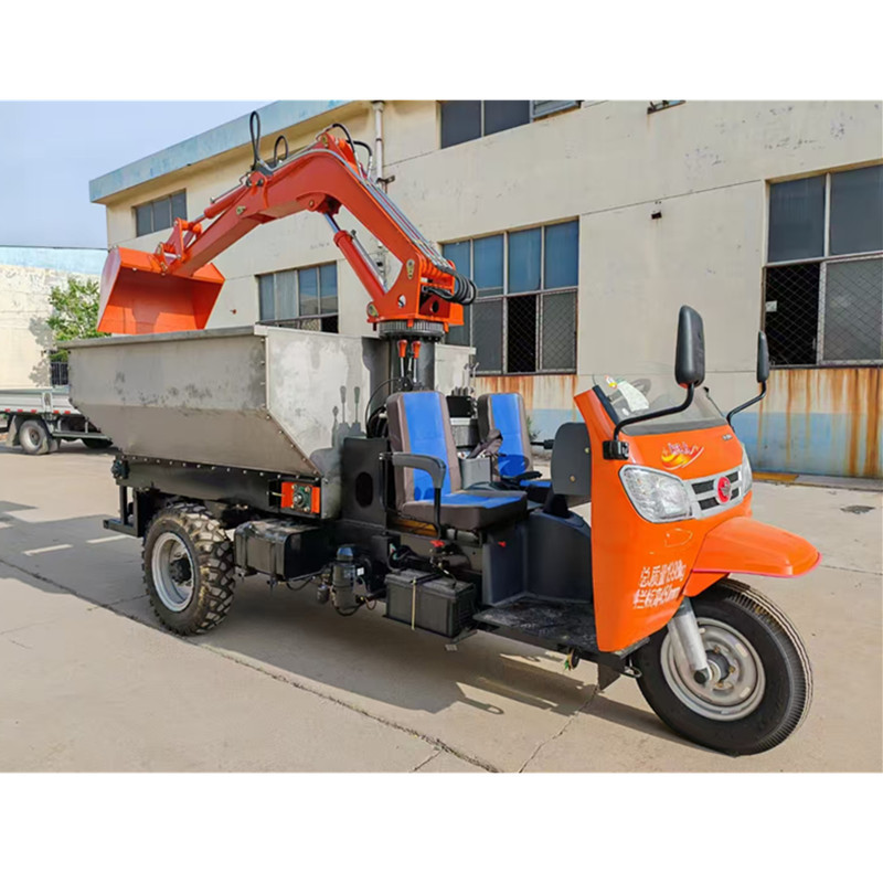 新款柴油三轮撒肥车干湿施肥撒肥机干两用牛羊鸡粪全自动撒粪农业