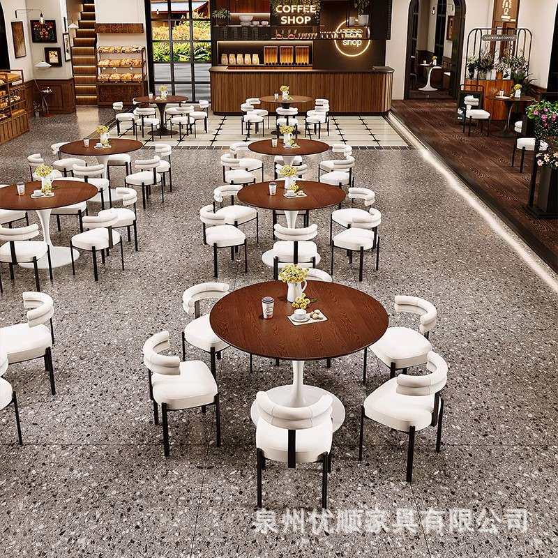 咖啡厅中古风实木圆形餐桌椅子现代简约家用客厅白蜡木胡桃色圆桌