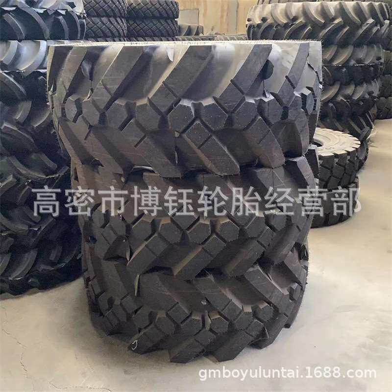 前进445/70R22.5 修井机轮胎 GLR30花纹全钢水泥罐车轮胎18R22.5