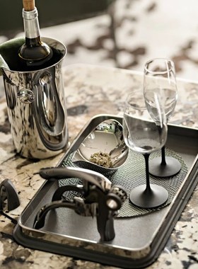 样板间西厨中岛台k餐盘摆件餐桌不锈钢冰桶酒杯收纳托盘酒柜装饰