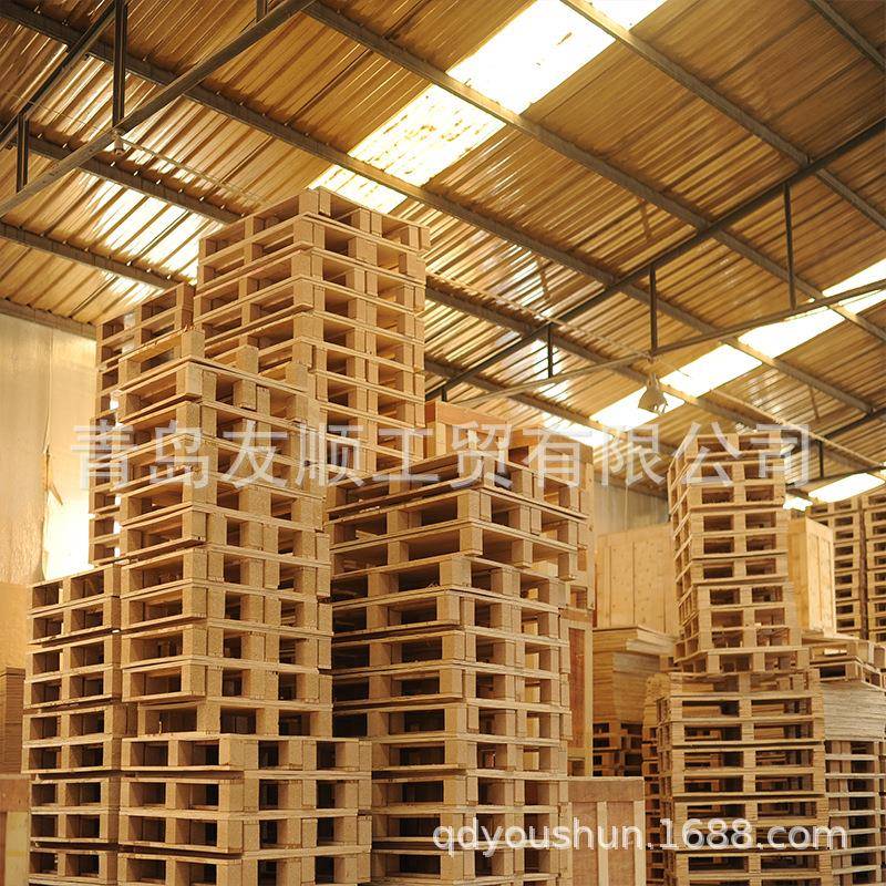 大量价格优惠实木板包装木质托盘免蒸熏托盘青岛托盘厂家