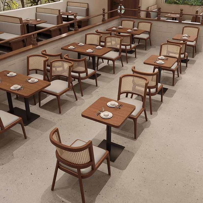东南亚主题餐厅卡座沙发实木藤编餐椅西餐厅酒店餐饮桌椅组合商用