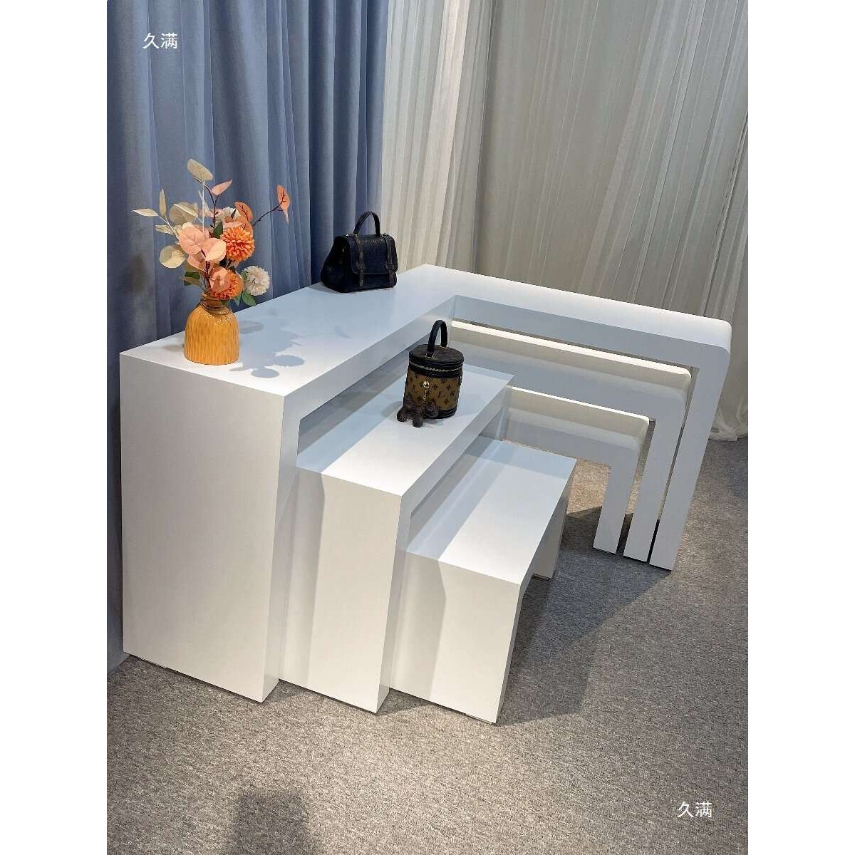 木质烤漆展示桌手机体验台花店中岛台展示架陈列台阶梯展示柜展台