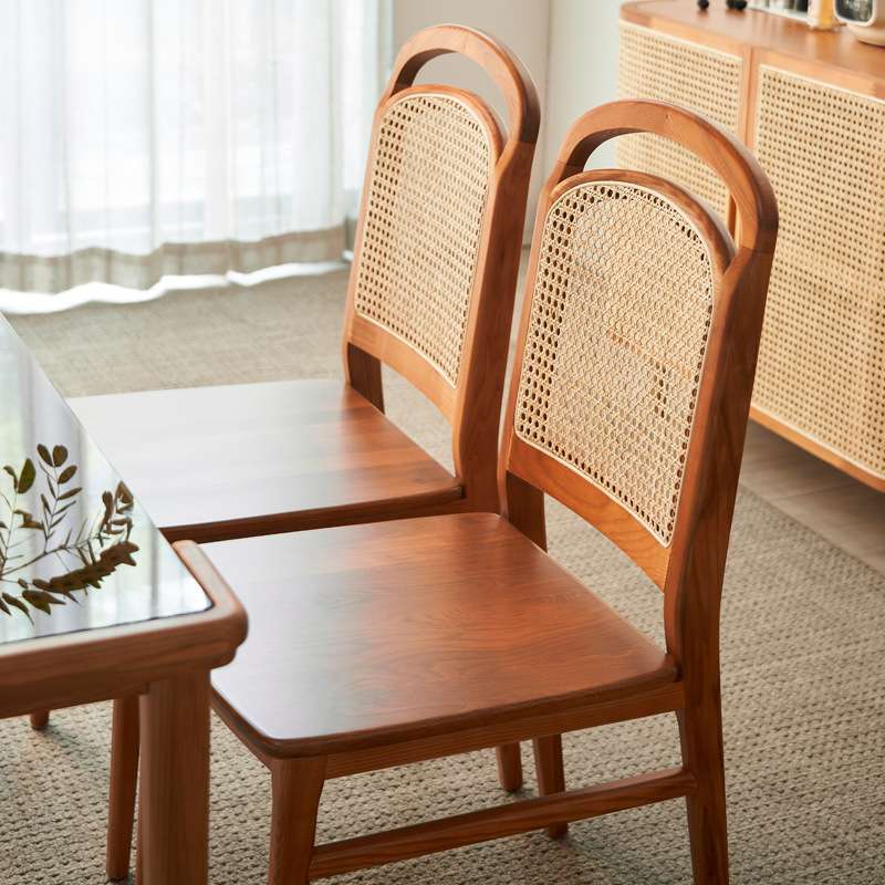 北欧藤编实木餐桌椅组合现代简约家用餐厅民宿长方形多人吃饭桌子