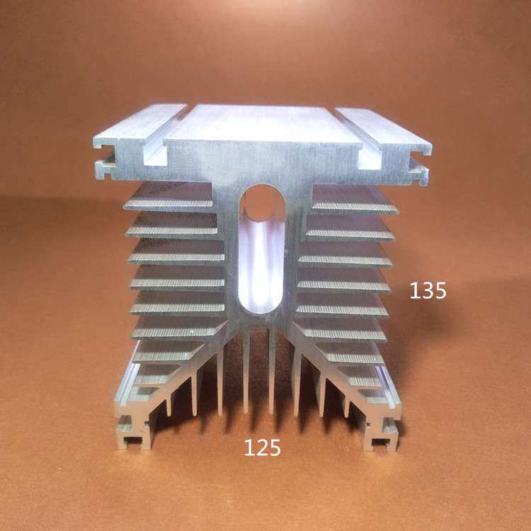 厂家供应125x135固态散热器型材散热器大功率散热器散热块