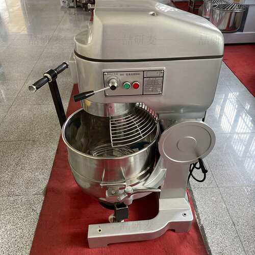 B60型食品攪拌機  大型打蛋机打发机 60升揉面机3档调速搅拌机