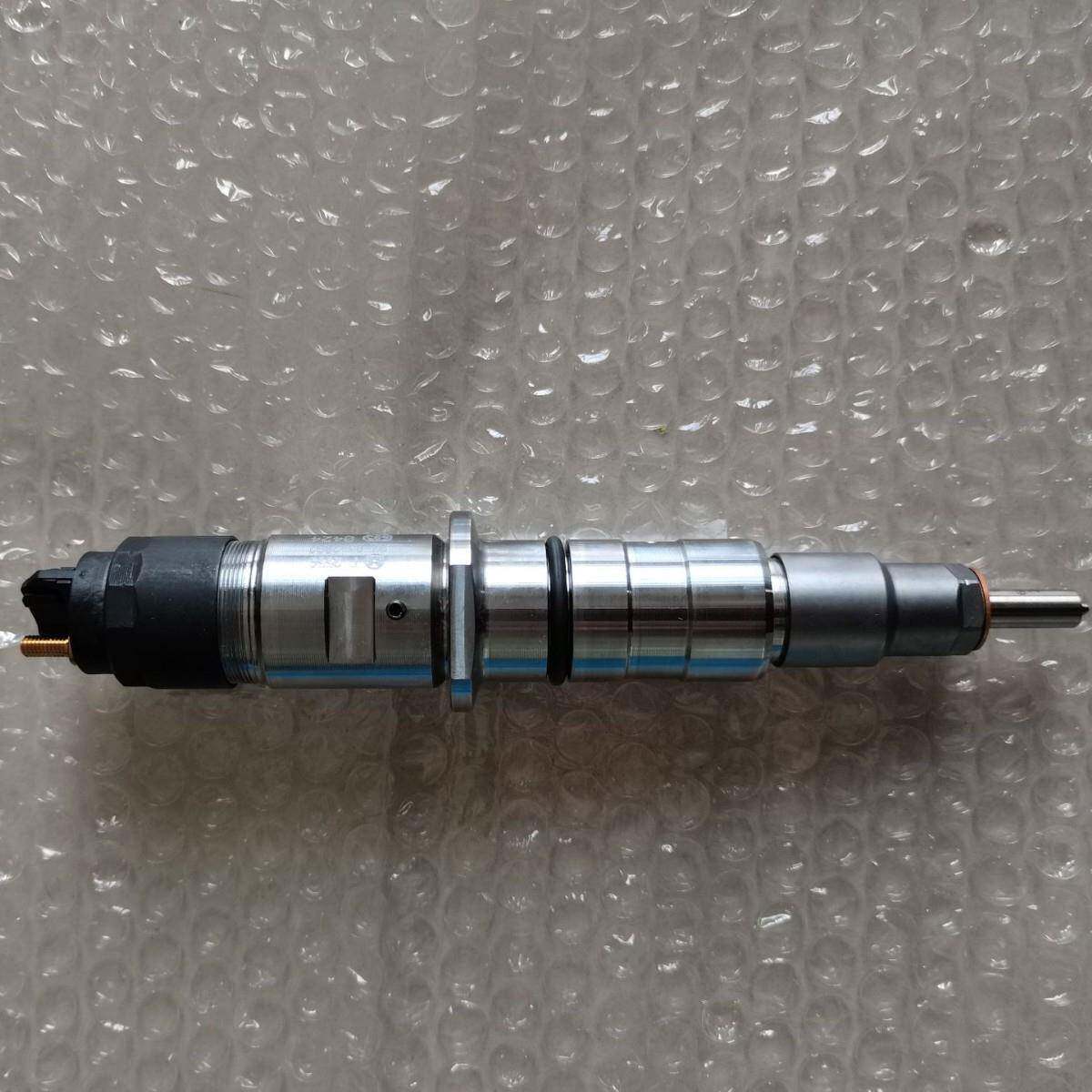 推土机 D65EX-17 喷油器 6746-11-3100 原厂原装