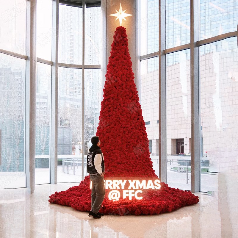商场玫瑰巨型圣诞树 中国红色双旦D花束圣诞美陈 圣诞主题装饰道