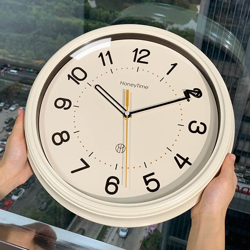 免打孔现代简约挂钟奶油风客厅时B钟挂墙静音钟表创意网红家用挂