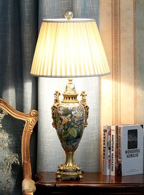 欧式陶瓷卧室台灯复古玄关装饰品家居别墅L软装饰品床头柜台灯摆