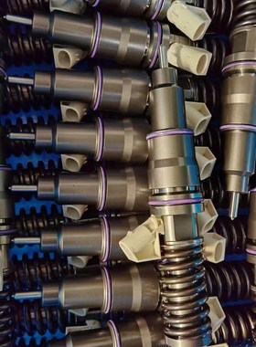 现货供应沃d尔EC E3 D13发动机21340612喷油器 喷油嘴