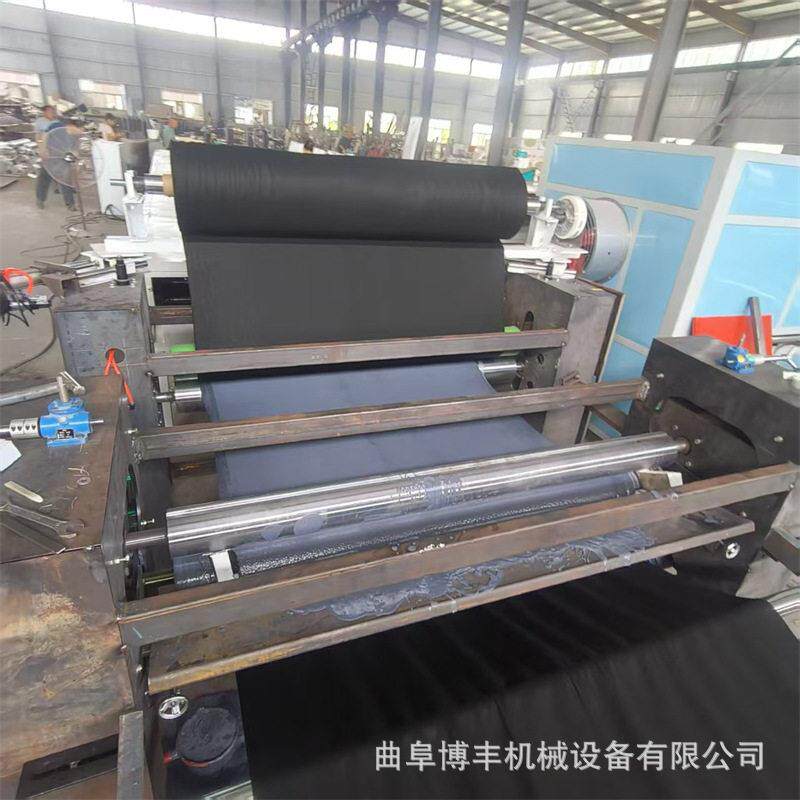 阻燃涂料逗号刮刀涂布机1.7米防火毛毡涂层机布料涂胶机带烘箱