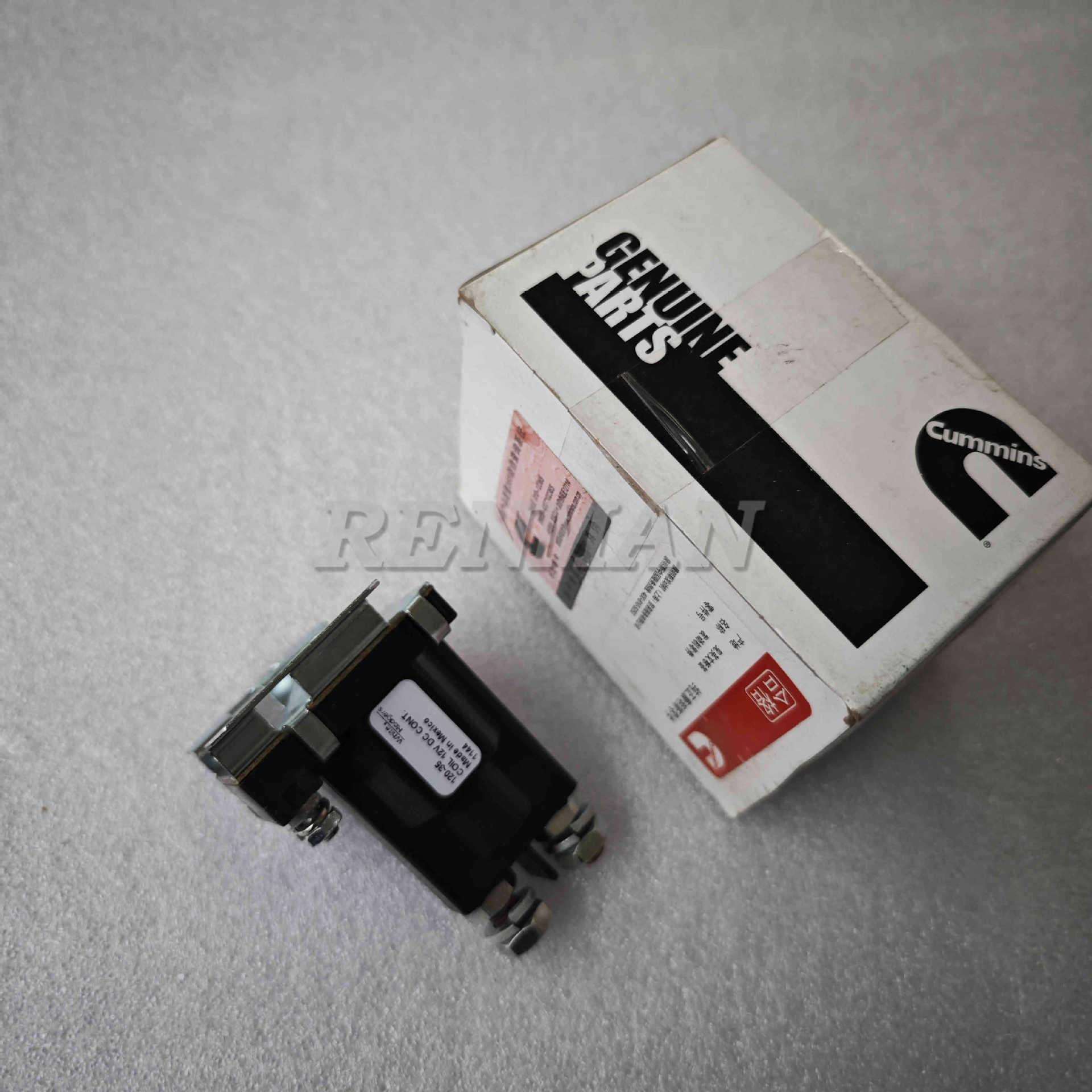 发动机电磁力开关3916302 3897261东风康明斯配件6CT起动机继电器