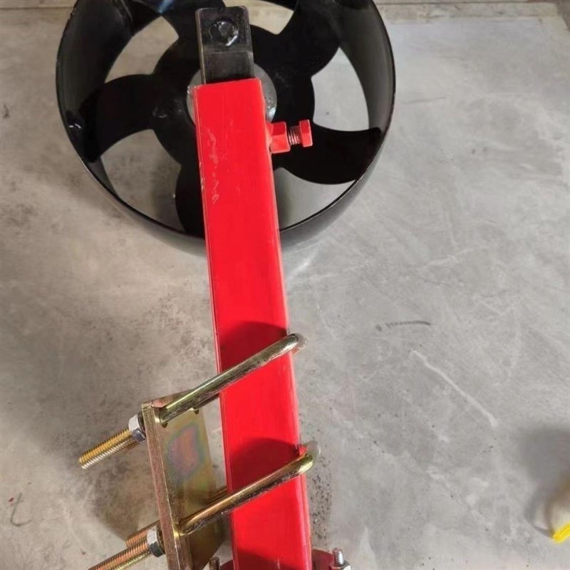 玉米播种机限f深轮玉米播种机限位地轮两边保持平衡轮子可调节高