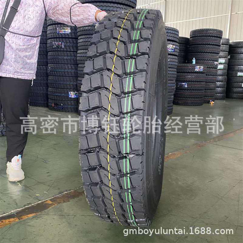 路泰来 1100R20 RTL828中花全钢载重货车轮胎 900 1000 1200R20