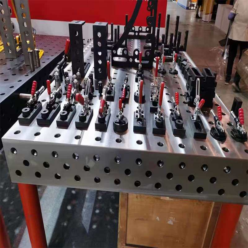三维柔性焊接平台 组合工装夹具 多孔铸铁重型焊接工装平台