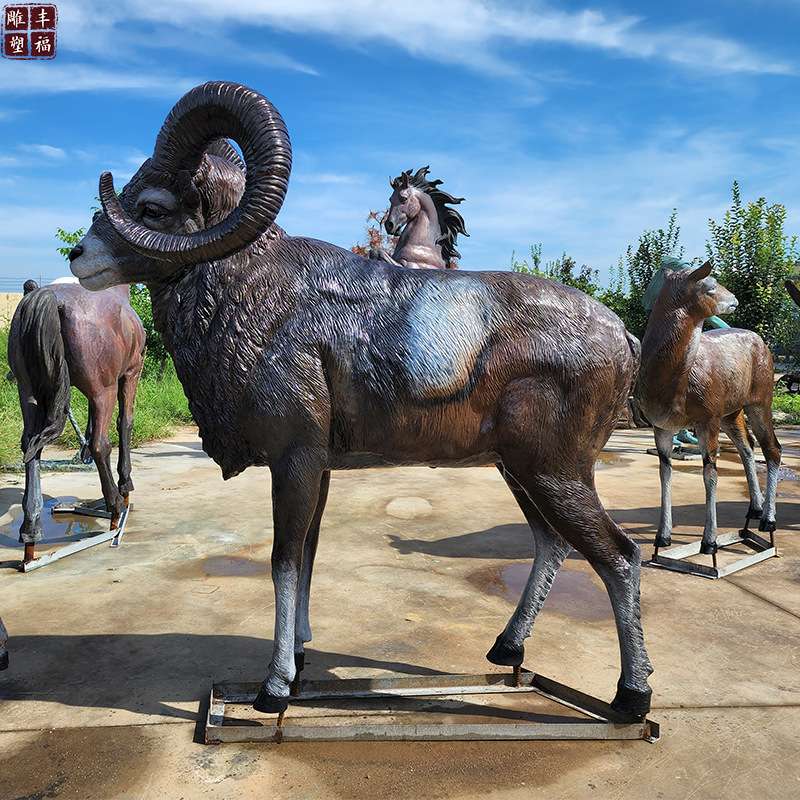 定铸铜动物羊雕塑动物园户外景观羊头铜雕厂家创意工艺品金属摆件