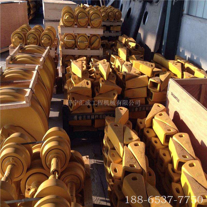 山推推土机齿尖，SD13/SD16/SD22/sd23/SD32/SD42推土机配件