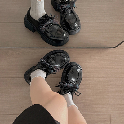 黑色加厚底小皮鞋女款冬乐福鞋子