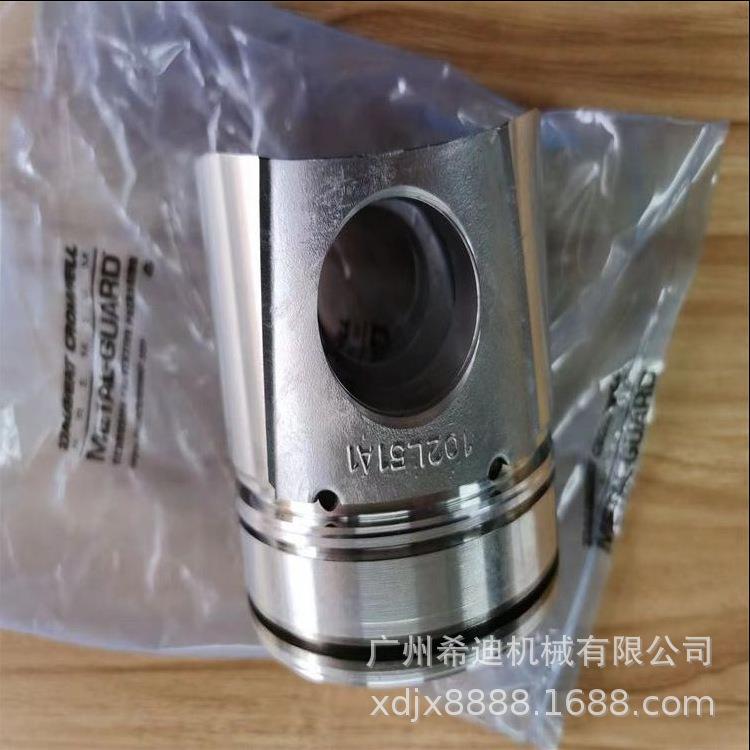 PC200-6 PC220-6 PC200-7 PC210-7 6BT5.9 6D102发动机活塞