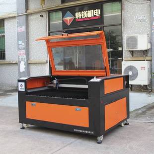 厂家直供布料纸张皮革亚克力雕刻切割幅面1690激光雕刻切割机