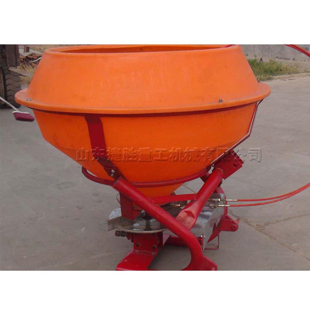 农田拖拉机后置式撒肥机 悬挂传动轴施肥机 大容量塑料桶抛肥机