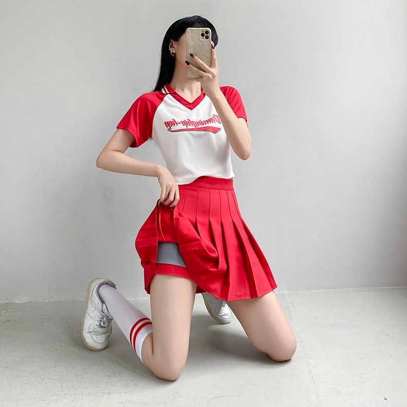女团啦啦队女套装舞蹈服装同款啦啦操足球宝贝爵士舞演出服百褶裙