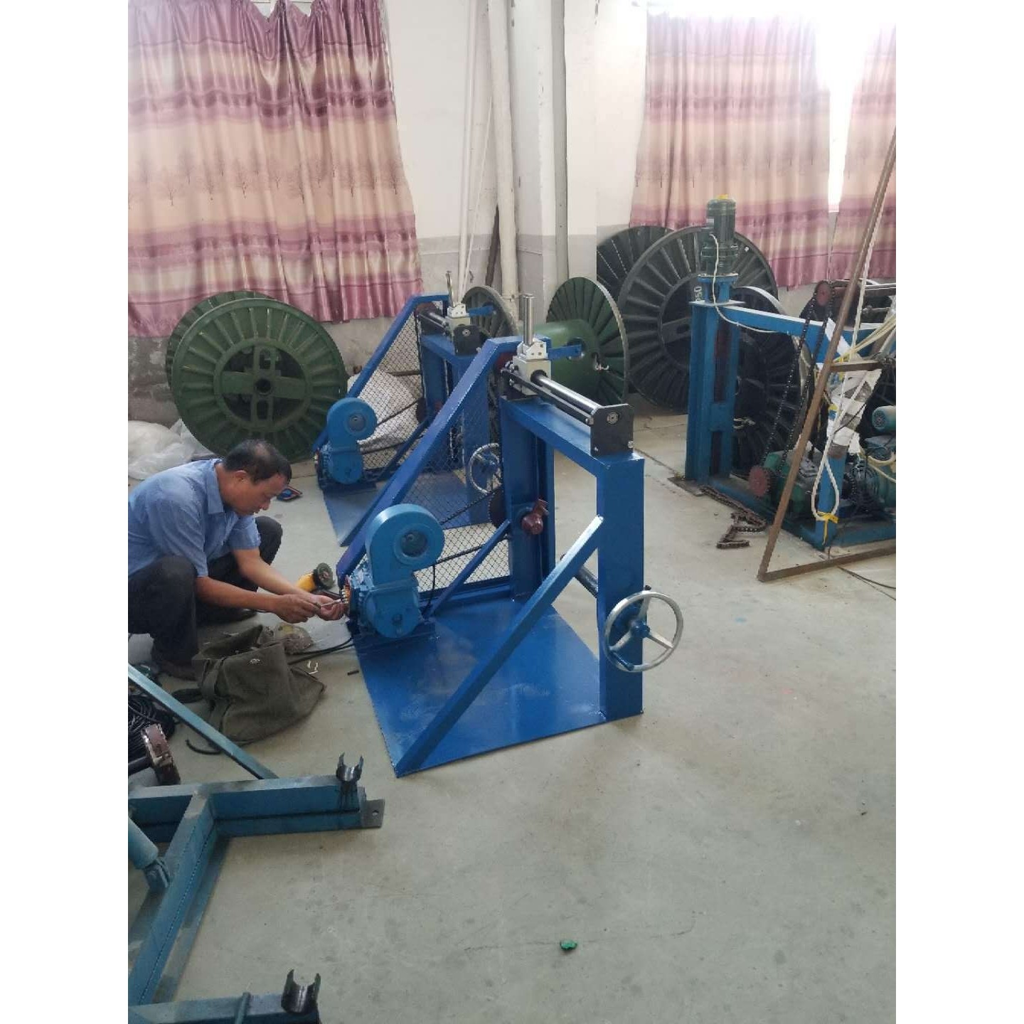 立式包纸机包纸机电线包塑自动挤塑机云母带,机械设备,矿山专用设备,淘宝优惠券,粉丝福利购,淘宝优惠卷