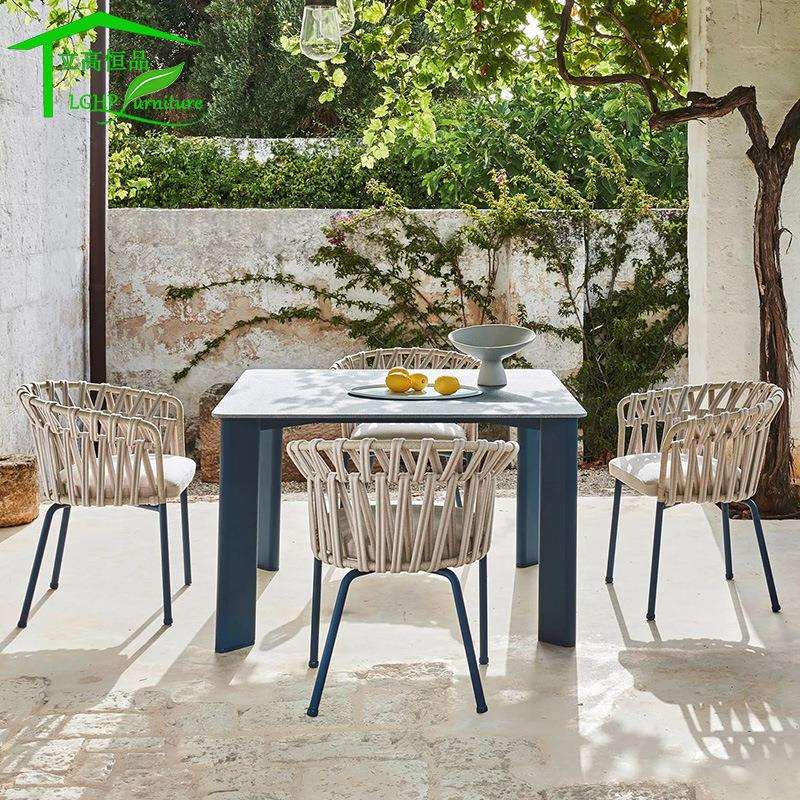 户外桌椅设计师绳编休闲庭院藤椅阳台三件套室外露天防雨组合家具