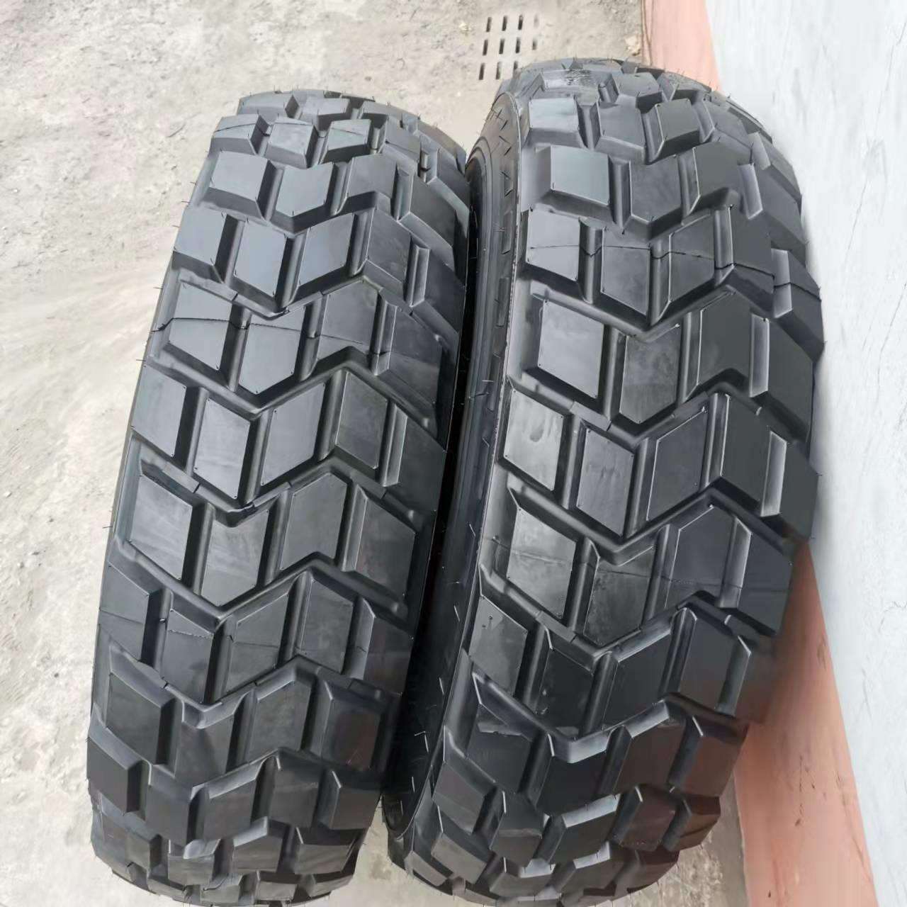 现货越野轮胎14.00R20 395/85R20 255/100R16