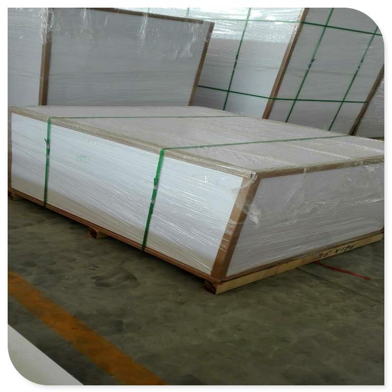 高密度PVC雪弗板PVC结皮发泡板PVC安迪板雕刻装饰高密度pvc共挤板