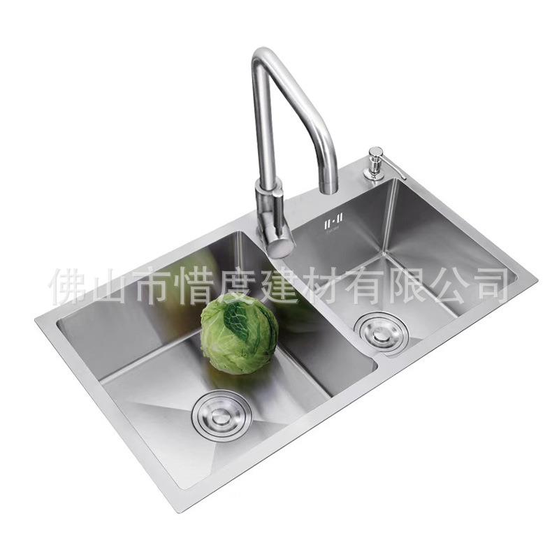 厂家直销304不锈钢水槽手工水槽加厚板手工盆68*40双槽含龙头套装