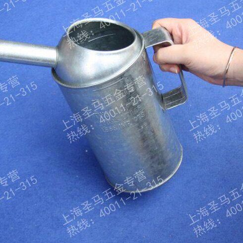 【圣马五金】加仑油壶 铁皮加油壶 注油壶 油桶 船用油壶 1/2/4L