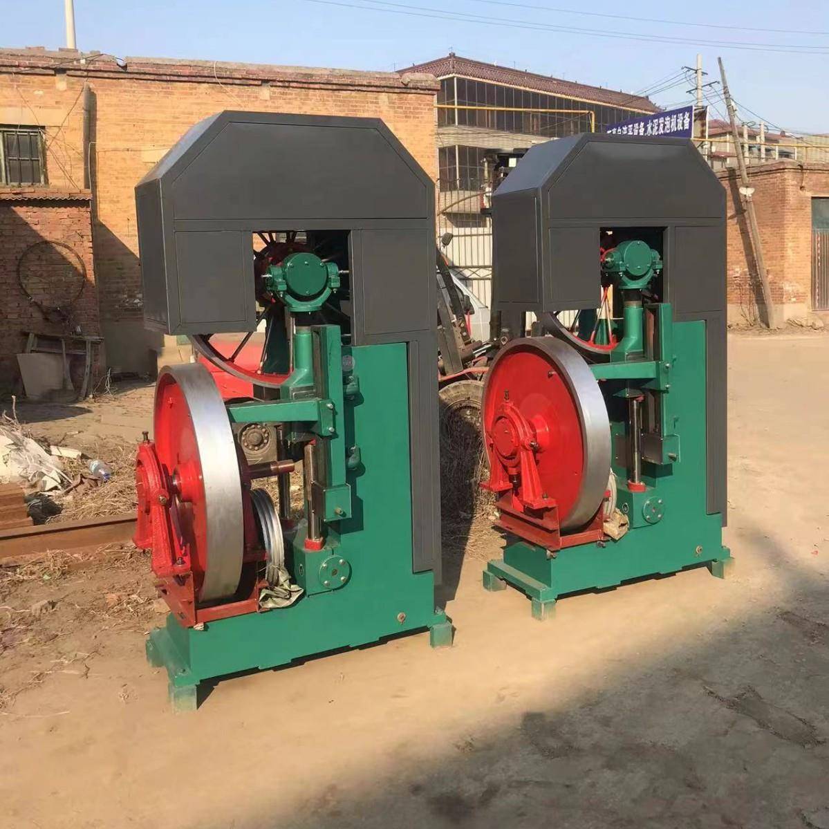 各种型号木工机械带锯机全自动数控木材开板带锯机卧式款带锯机