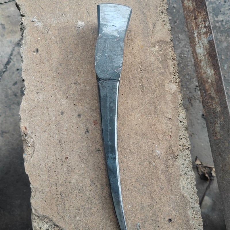 手工一体锻打弹簧k钢小尖镐煤镐锤镐挖石头园艺挖桩刨地锄头刨树