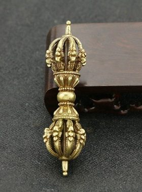 复古纯黄铜西藏九股金刚杵小摆件手把件