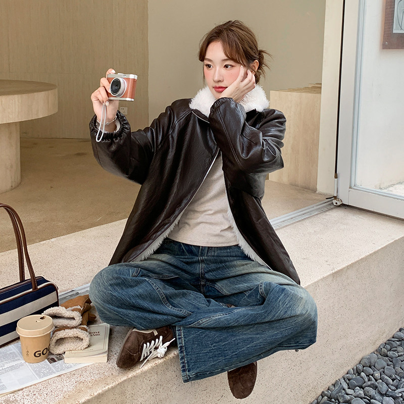 羊羔毛领翻领PU皮衣外套女2025年冬季新款小个子加绒加厚保暖夹克,女装皮草,浙宝187