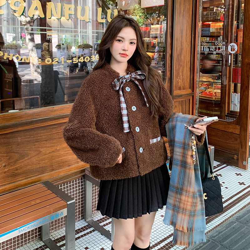 甜美减龄系带羊羔毛外套女2025冬新款韩版复古小个子短款皮毛一体,女装皮草,浙宝187
