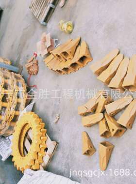 PC200-7挖掘机斗齿 挖斗205-70-19570TL 齿座 铲斗连杆