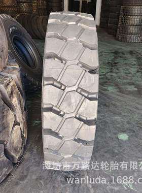 叉车轮胎 1400R24港口叉车工程机械轮胎