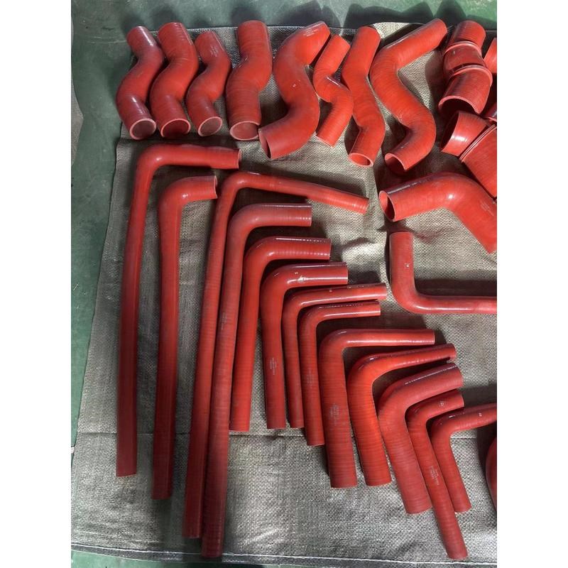 定制各种硅胶管 k涡轮增压硅胶管 耐高温耐压进气管改装中冷器水