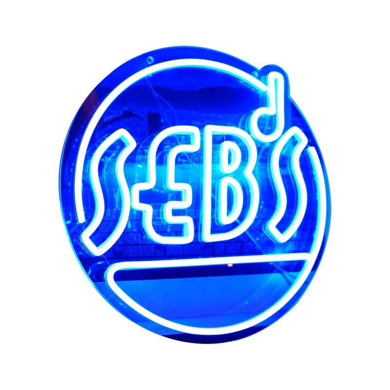 霓虹灯发光字招牌定制led灯带 广告牌酒吧字母logo装饰网红背景墙