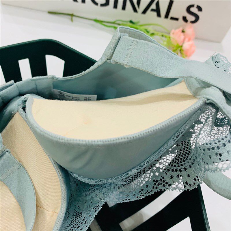 超厚文胸无钢圈加厚6cm聚拢显大不空杯小胸平胸aa杯特厚b杯内衣女
