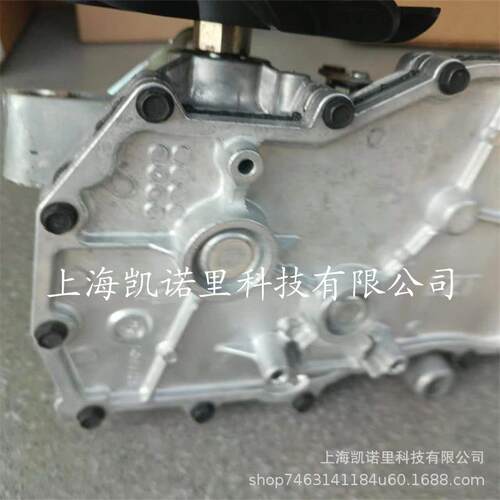 卡博科德ZT1-46零转弯式草坪车坐骑式剪草车 原装右后桥618P07914