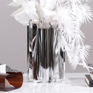 现代家居摆饰花瓶摆件客厅插花轻奢样板间氛围感软装餐桌金属花器