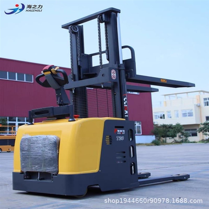 站驾式全电动堆高车载重2吨升高米电F动升高叉车材料厚实载货轻便