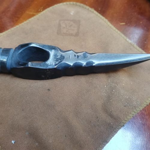 挖石头挖桩异形镐头手工一体锻打弹簧钢小镐P户外车载小尖镐锤镐