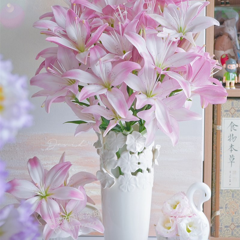 菜菜的陶瓷杂货 重工镂空立体花 三色堇花朵高瓶 温柔奶油色